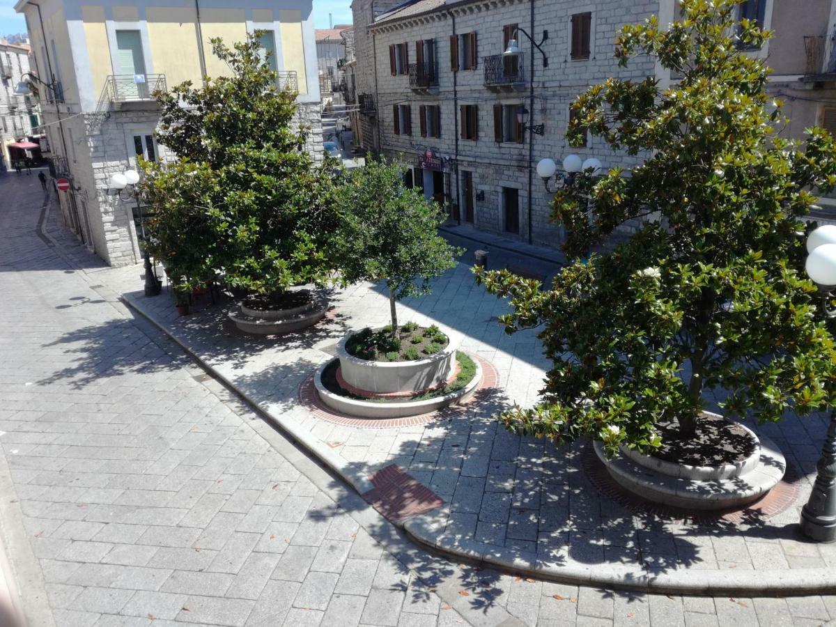 B&B Piazza Di L'Ara Tempio Pausania Exterior photo